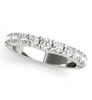 1 CT. TW. Coupé 11 Stone Diamond Ring